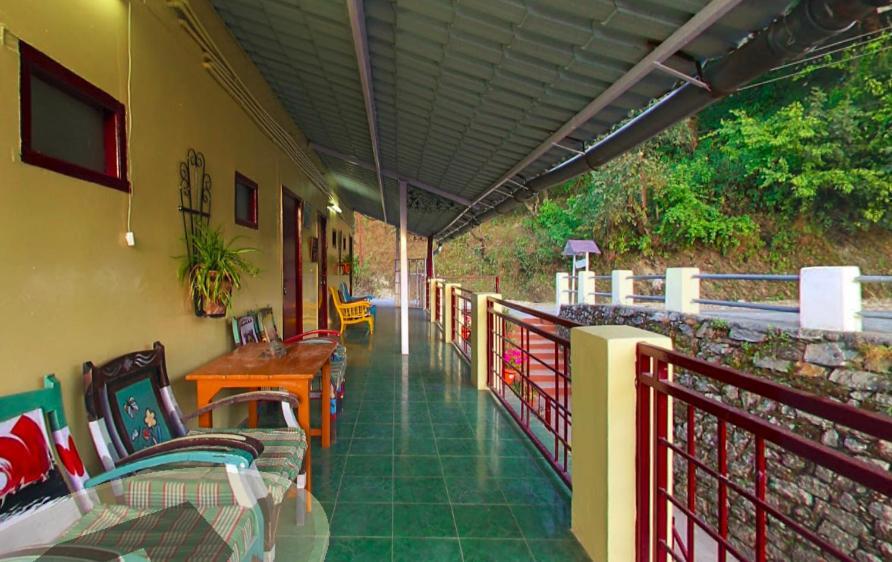 Oak Grove Inn Lansdowne Luaran gambar